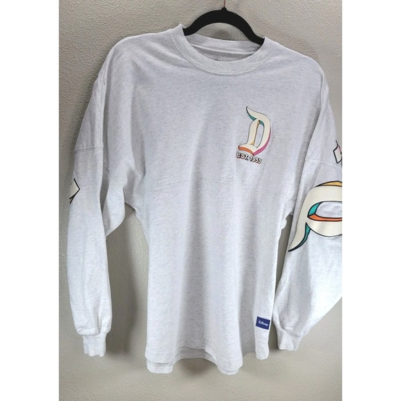 Disneyland Spirit Jersey Long Sleeve Logo Tee Gray Size XS